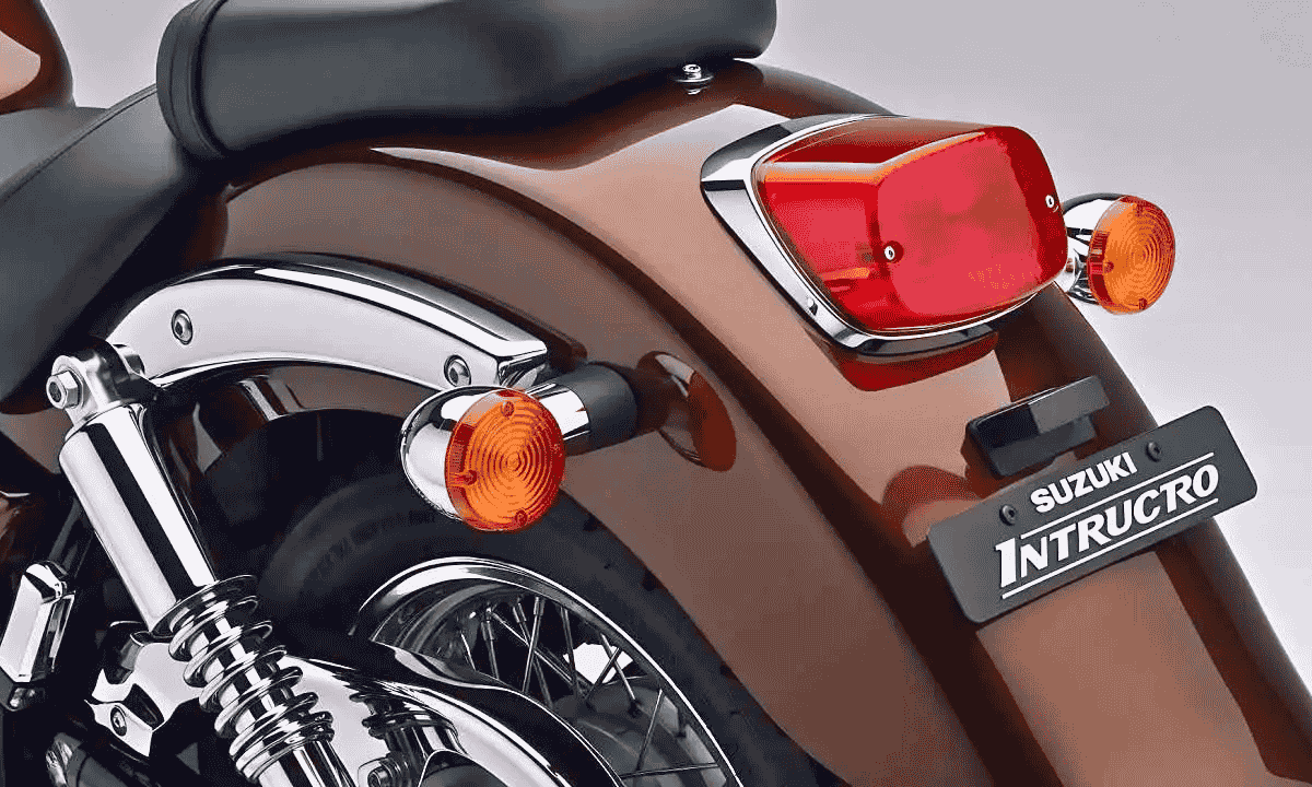 Suzuki Intruder 2026: potencia cruiser y lanzamiento confirmado
